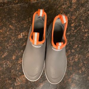 Women’s Xtratuf 6” Ankle Deck Boot